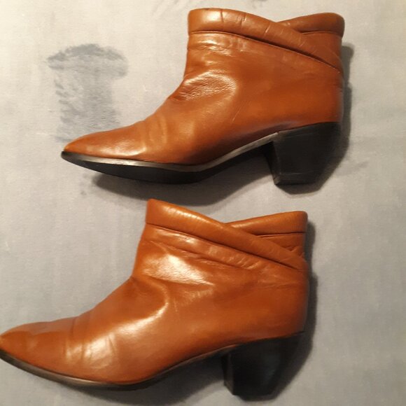 Caressa buttery soft ankle booties - Picture 3 of 4